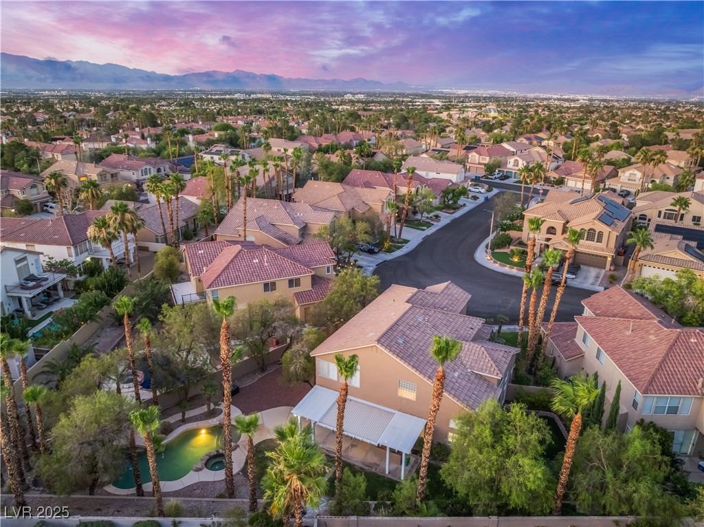 8424 Willowleaf Court