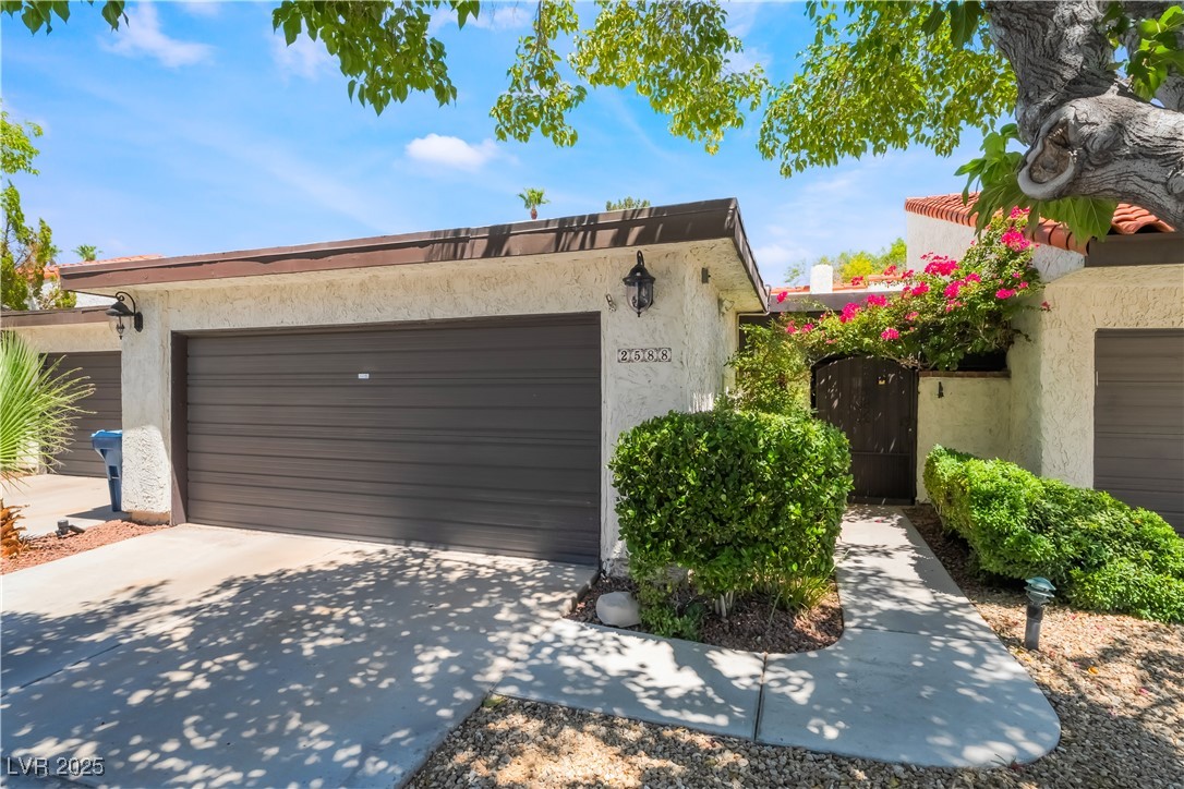 2588 La Fortuna Avenue