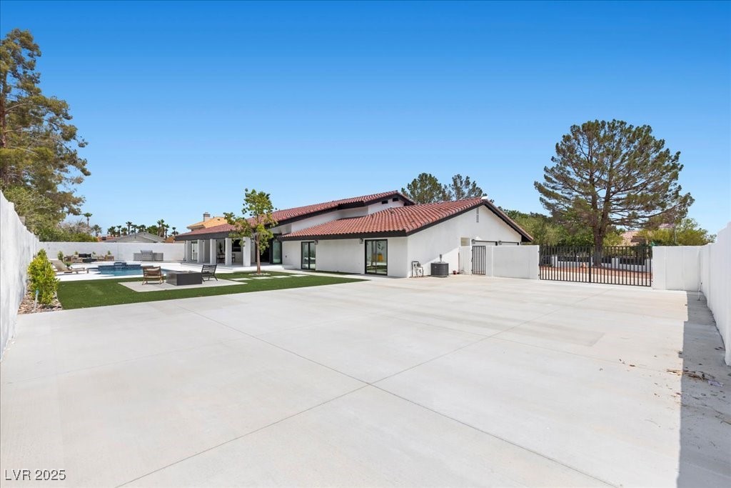 3185 South Monte Cristo Way