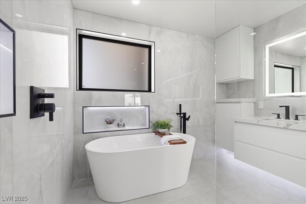 3185 South Monte Cristo Way