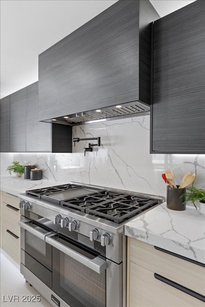 3185 South Monte Cristo Way