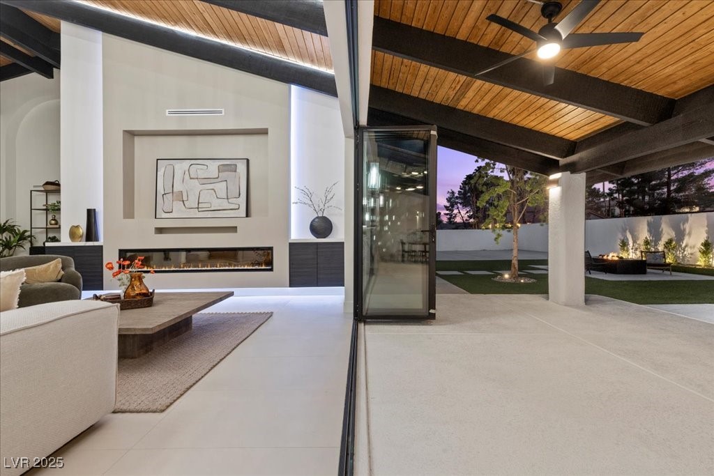 3185 South Monte Cristo Way