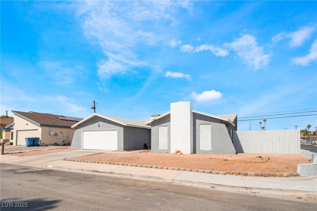 2690 Diamante Circle