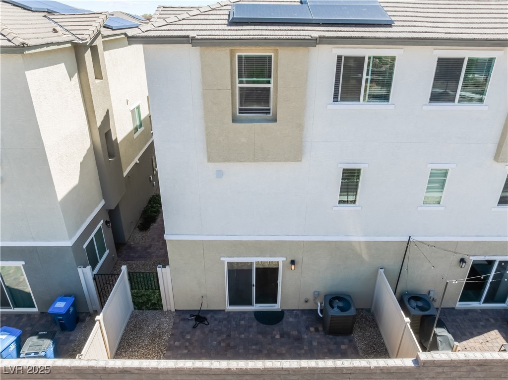 6881 Prairie Pearl Street