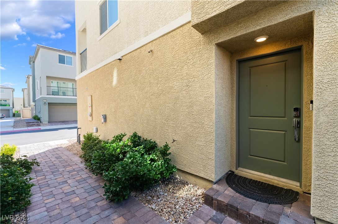 6881 Prairie Pearl Street