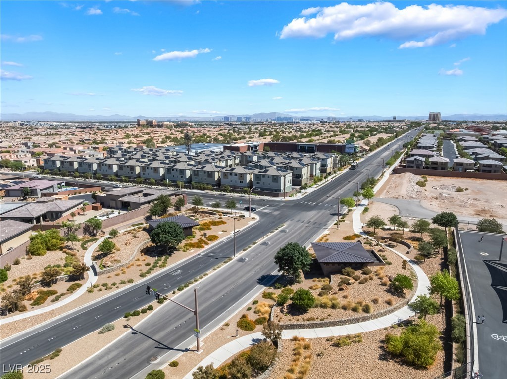 6881 Prairie Pearl Street