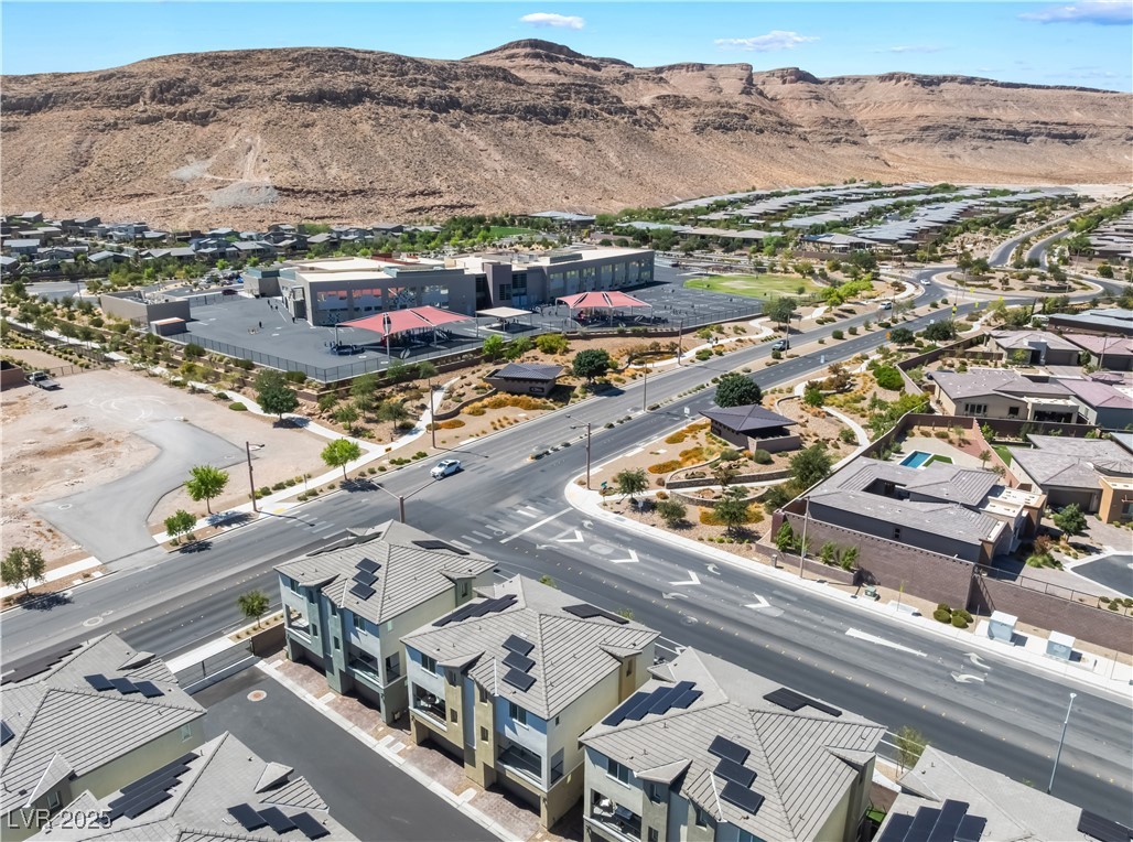 6881 Prairie Pearl Street