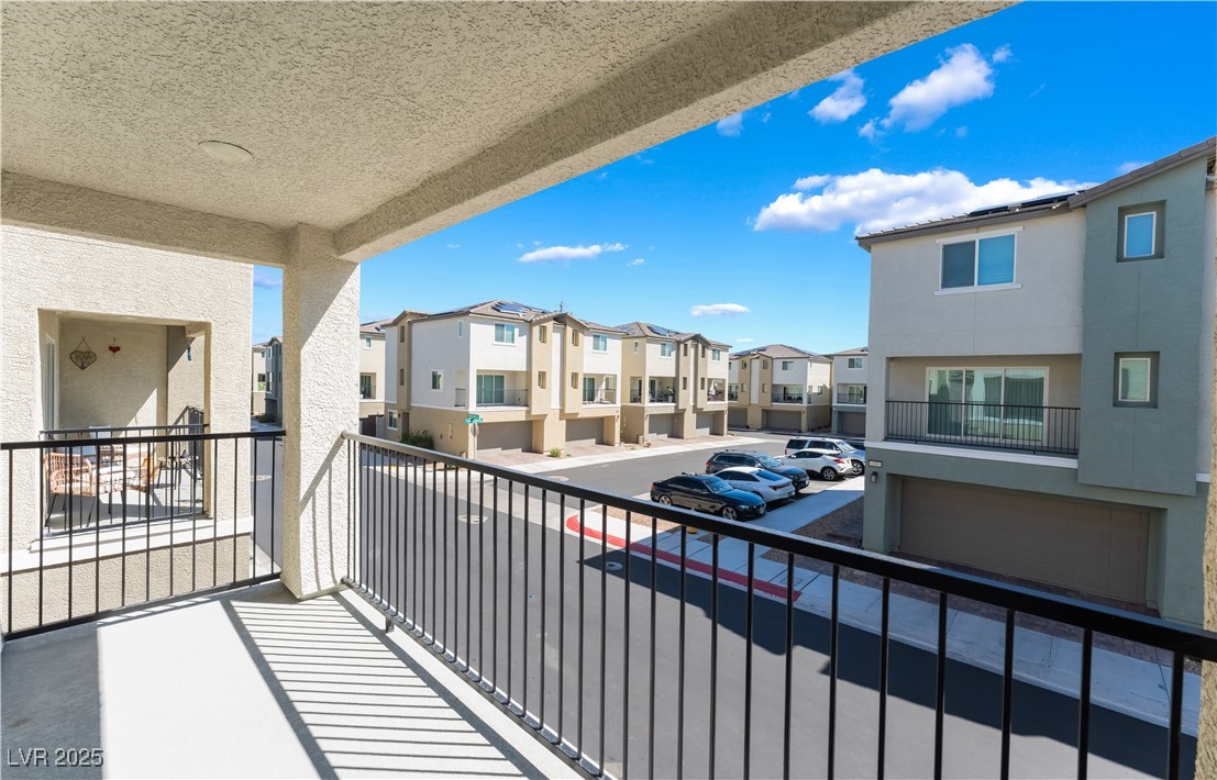 6881 Prairie Pearl Street