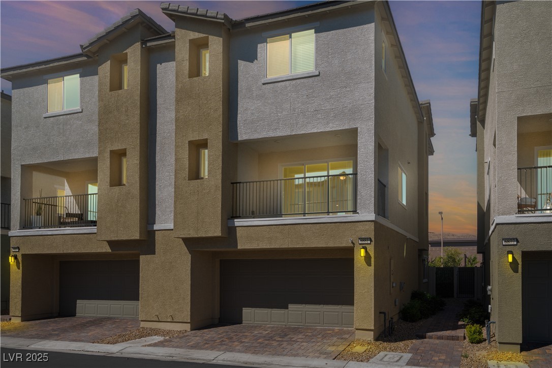 6881 Prairie Pearl Street