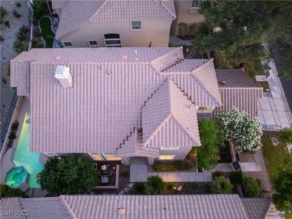 912 Pro Players Drive