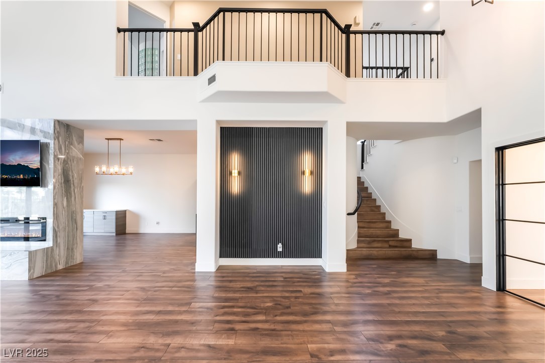 912 Pro Players Drive