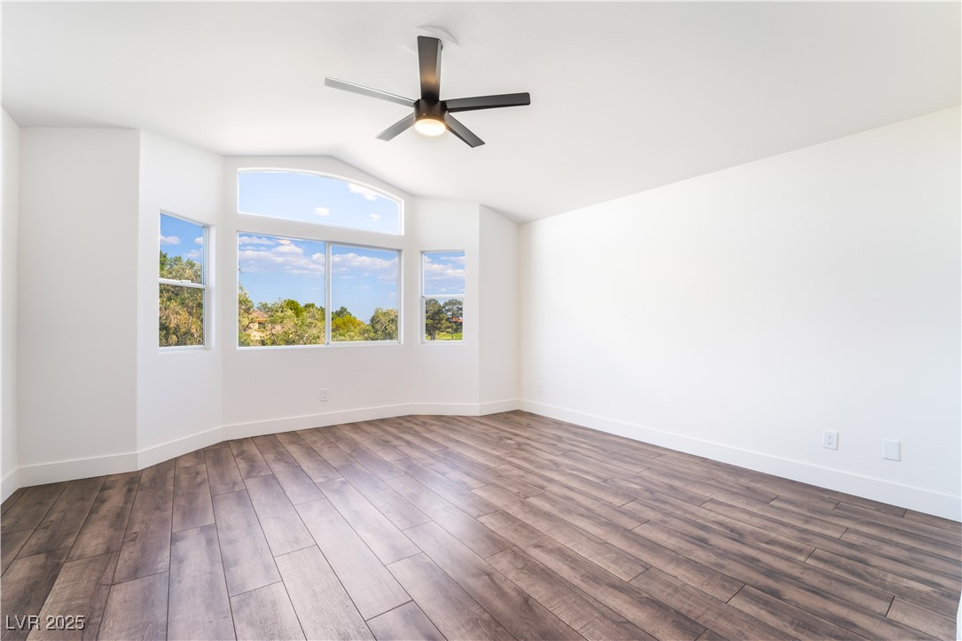 912 Pro Players Drive