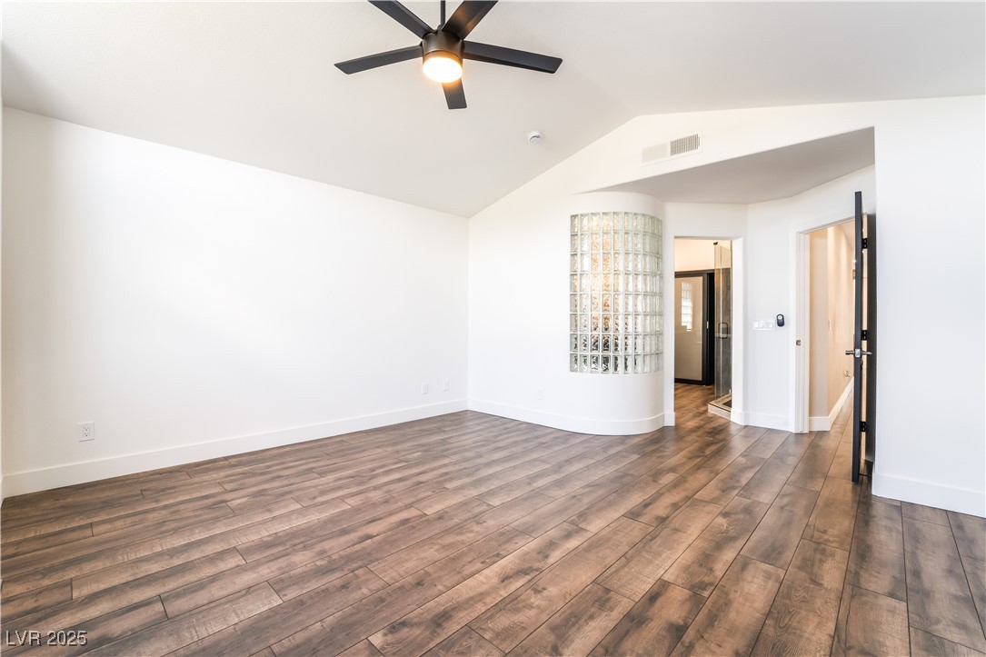 912 Pro Players Drive