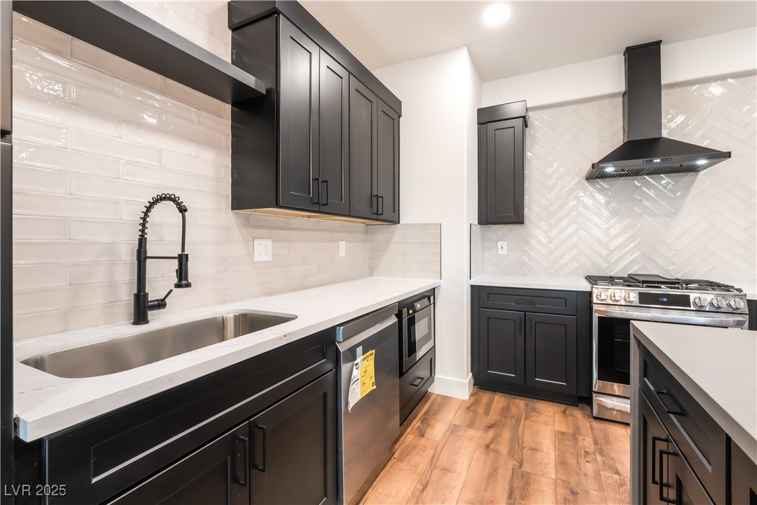 912 Pro Players Drive