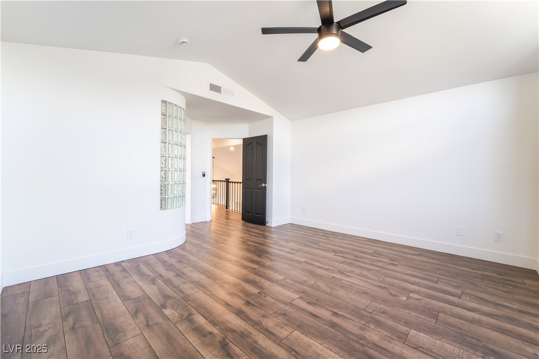 912 Pro Players Drive