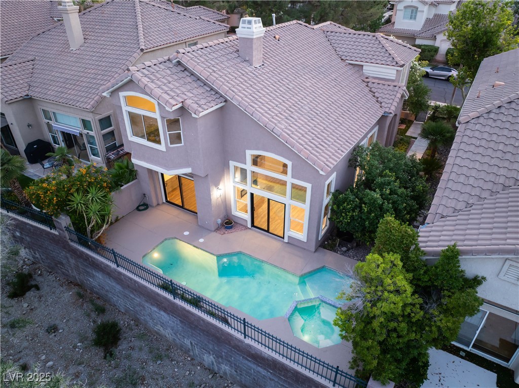 912 Pro Players Drive