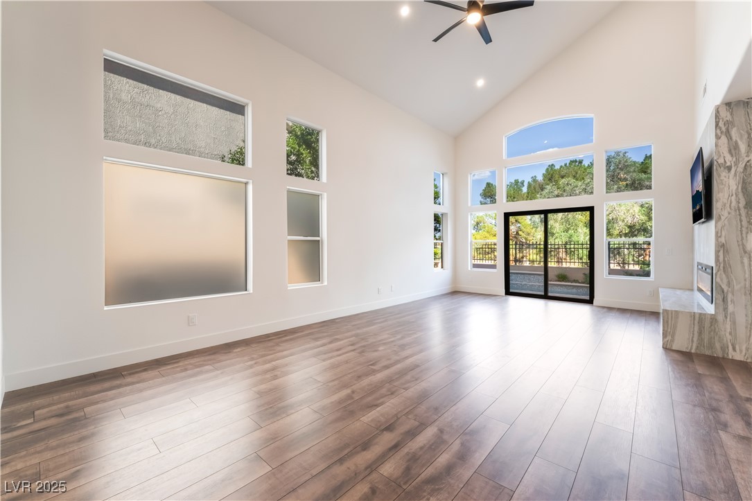 912 Pro Players Drive