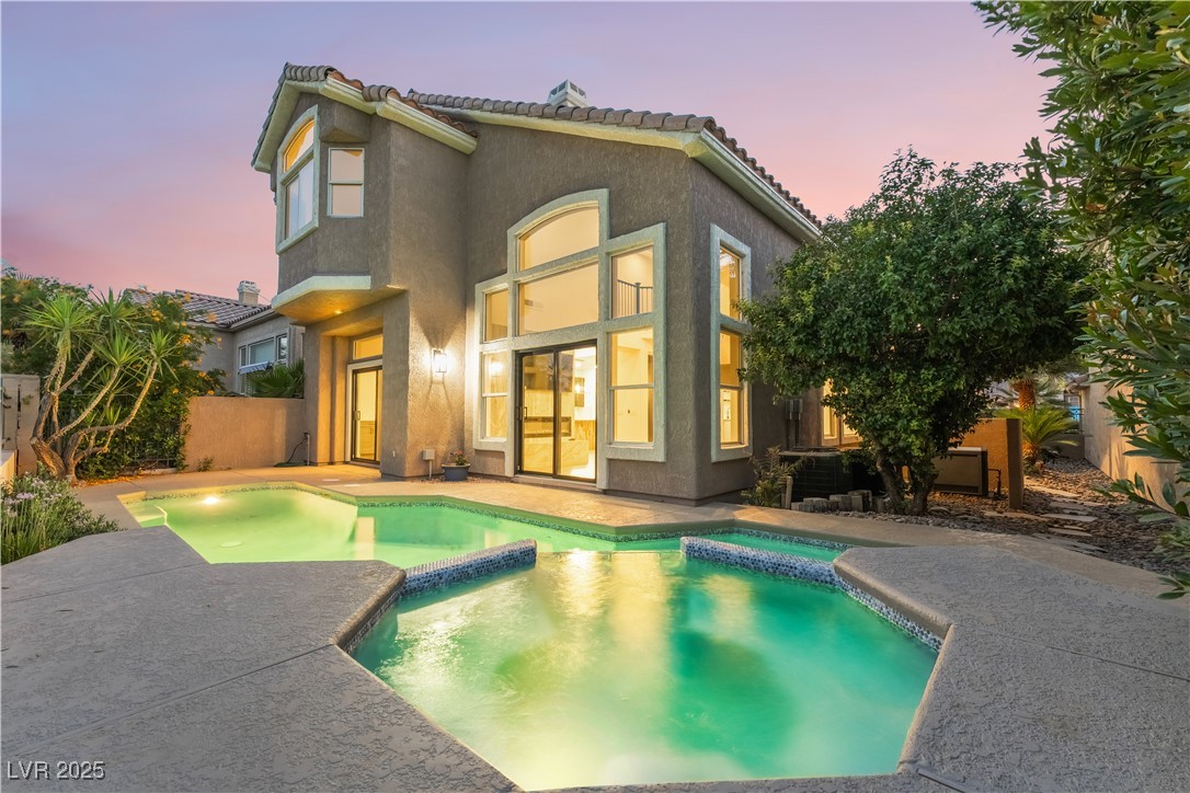 912 Pro Players Drive