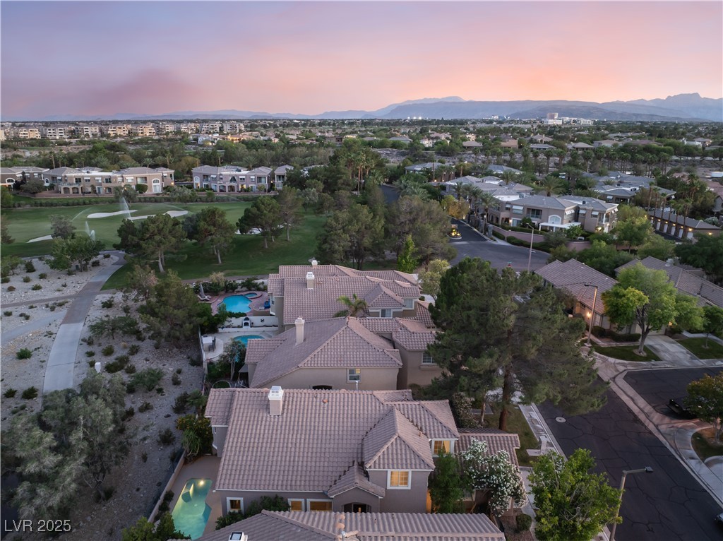 912 Pro Players Drive