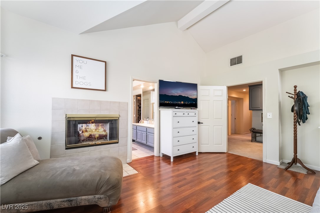 9724 Cascade Falls Avenue