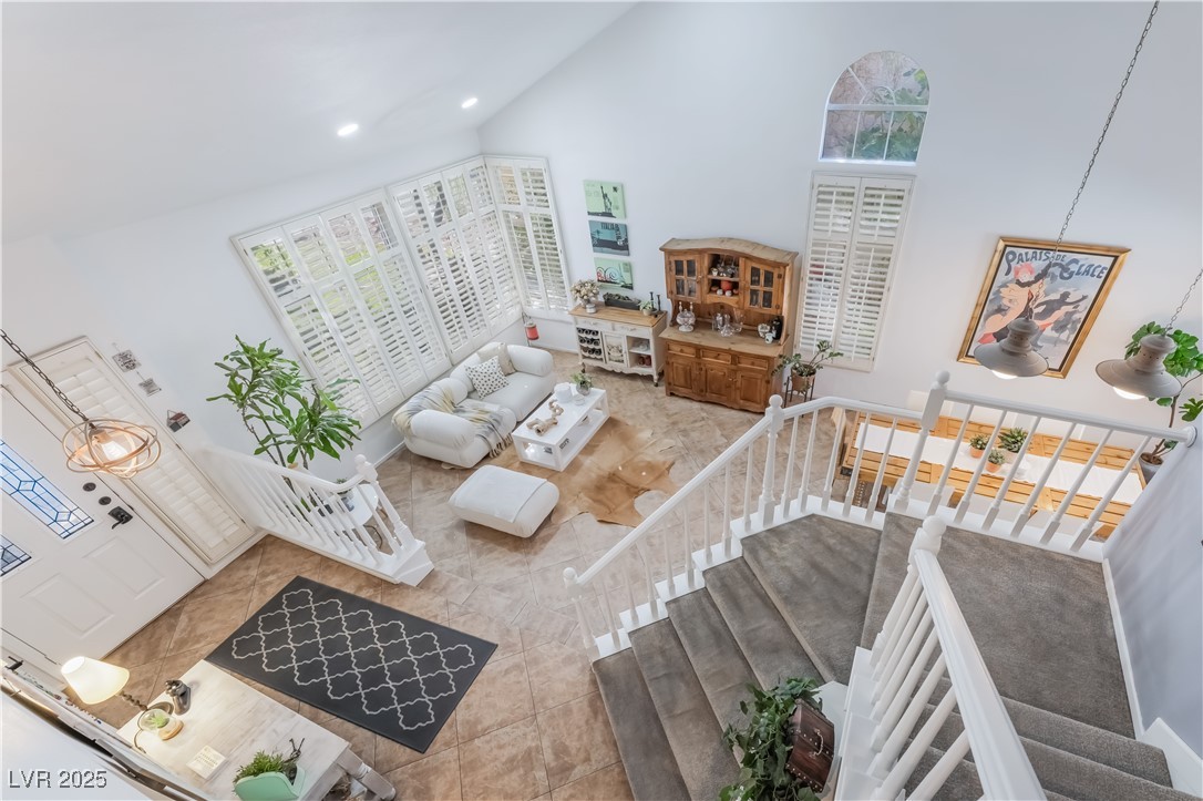 9724 Cascade Falls Avenue