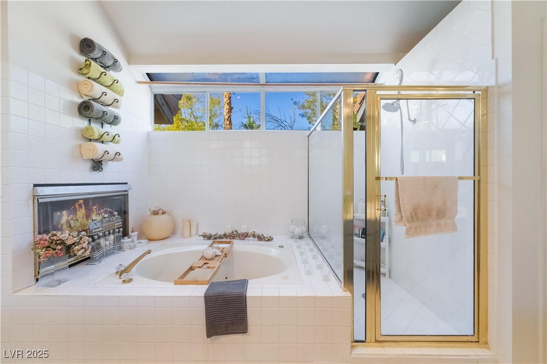 9724 Cascade Falls Avenue