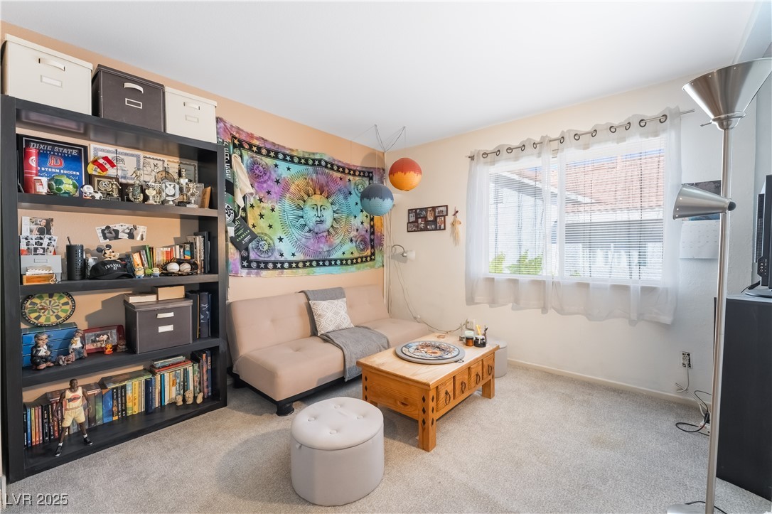 9724 Cascade Falls Avenue