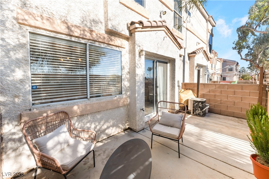 3387 Sparrow Heights Avenue