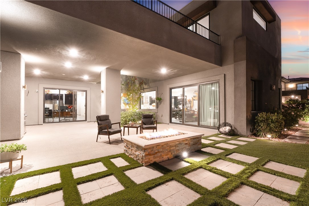 6194 Amber View Street