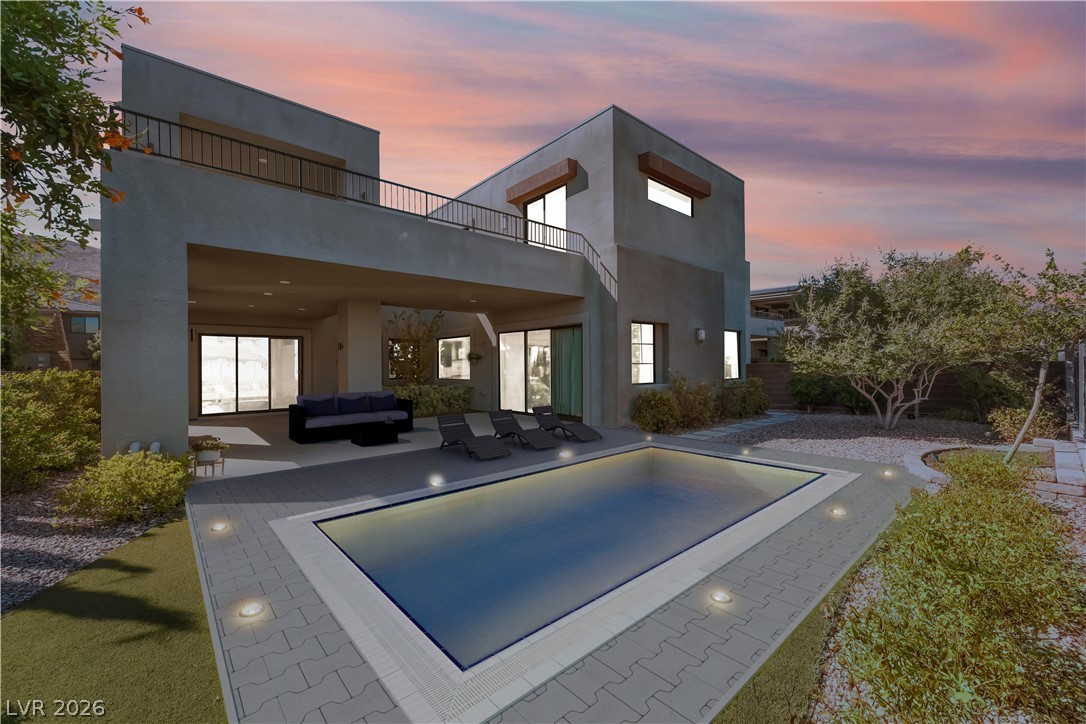 6194 Amber View Street