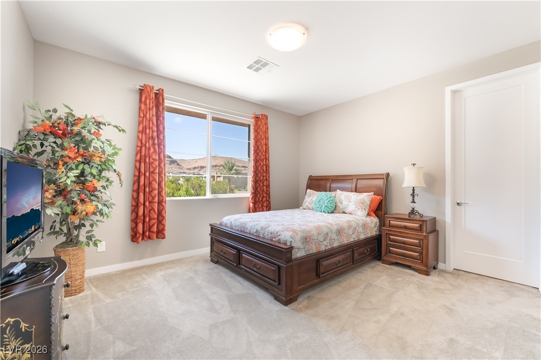 6194 Amber View Street