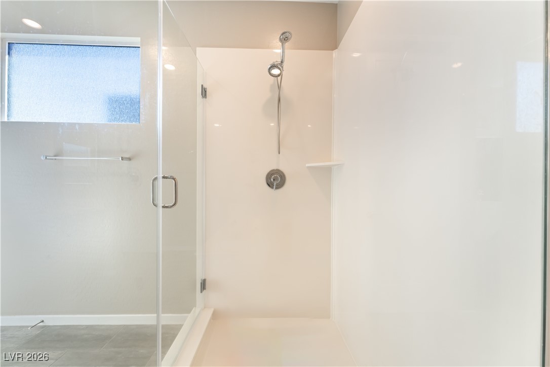 6194 Amber View Street