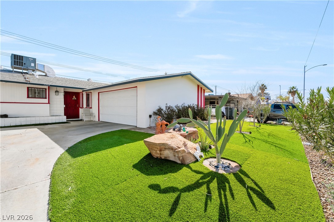 1208 Saylor Way
