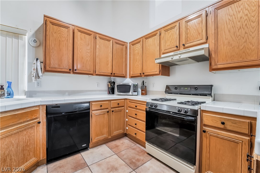 1040 Kings View Court