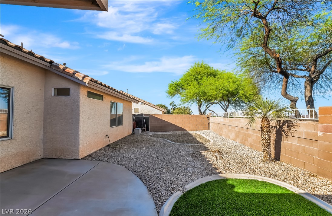 1040 Kings View Court