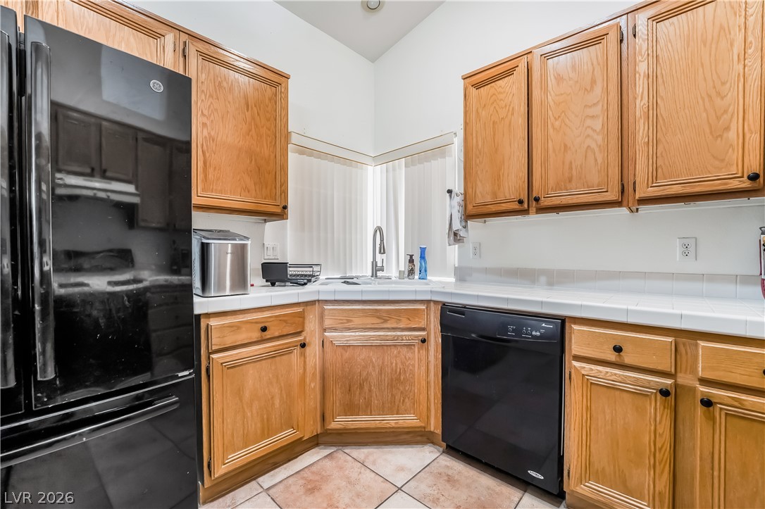 1040 Kings View Court