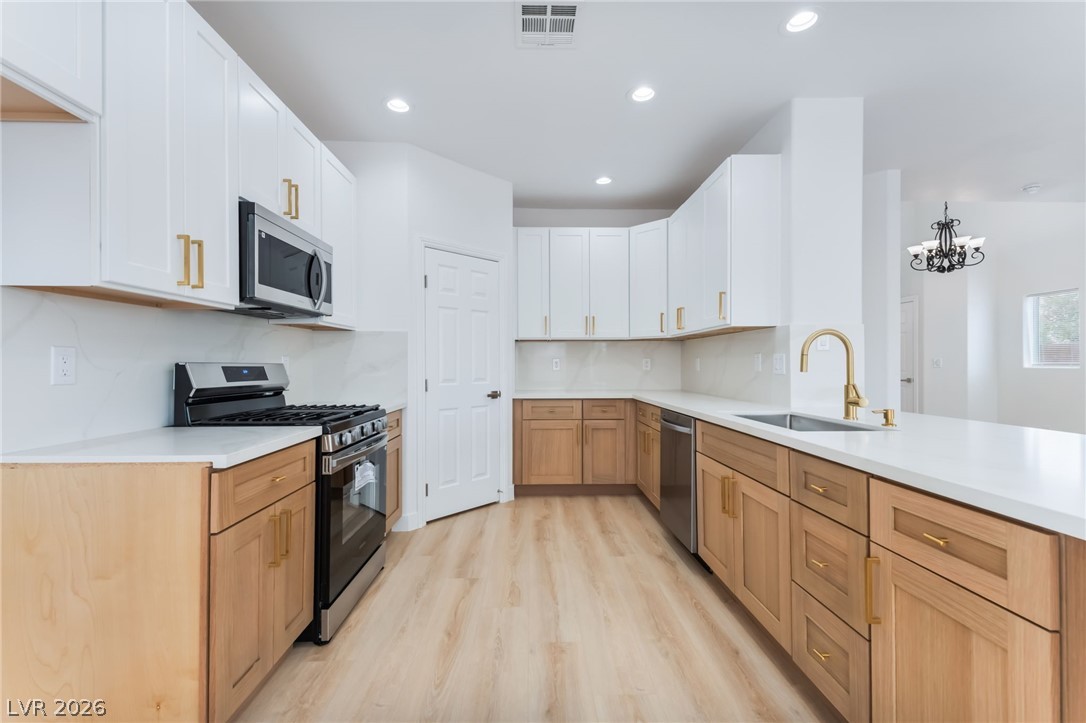 9025 Mossy Hollow Avenue