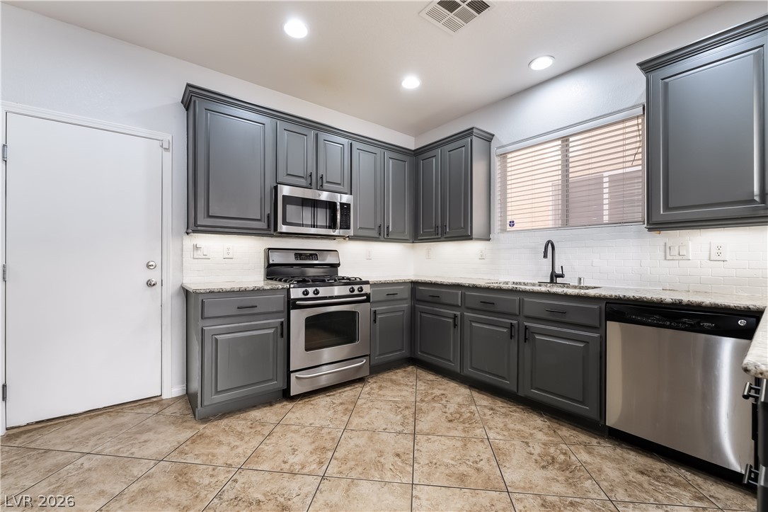 6572 Polonius Court
