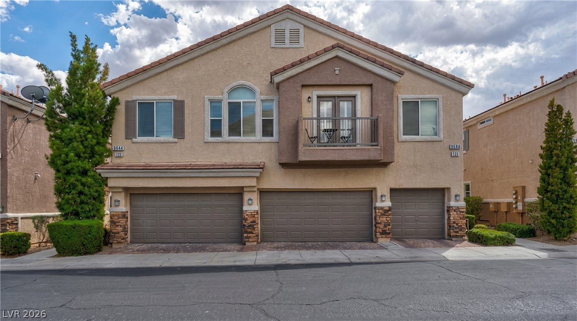 8649 Horizon Wind Avenue 102