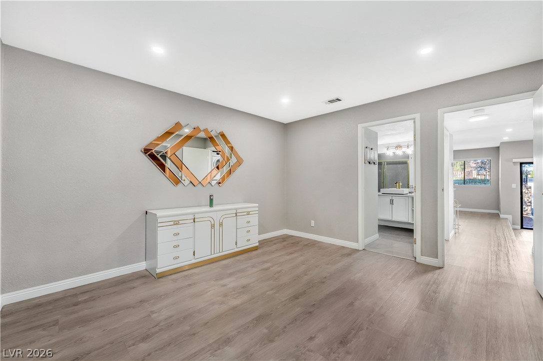 4425 Woodpine Drive 106