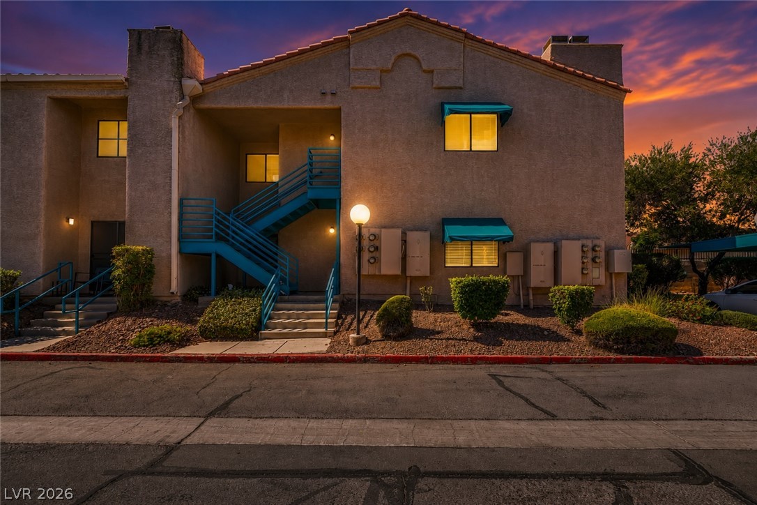 4425 Woodpine Drive 106