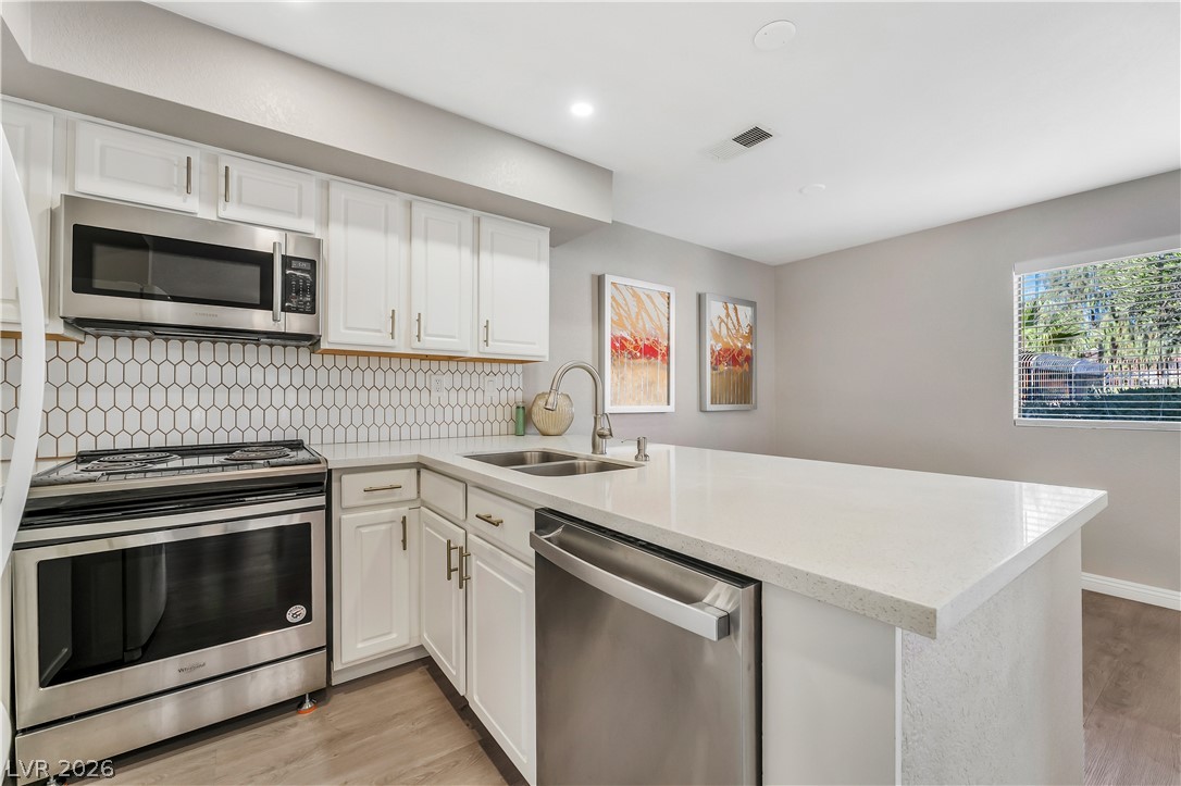 4425 Woodpine Drive 106