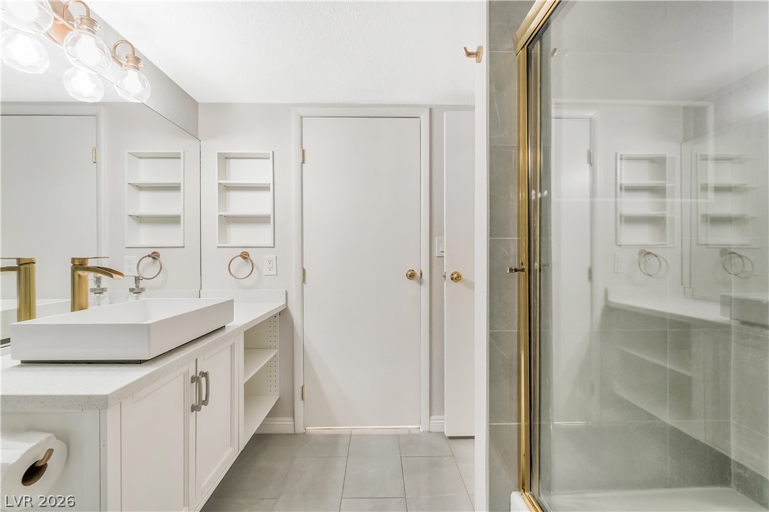 4425 Woodpine Drive 106