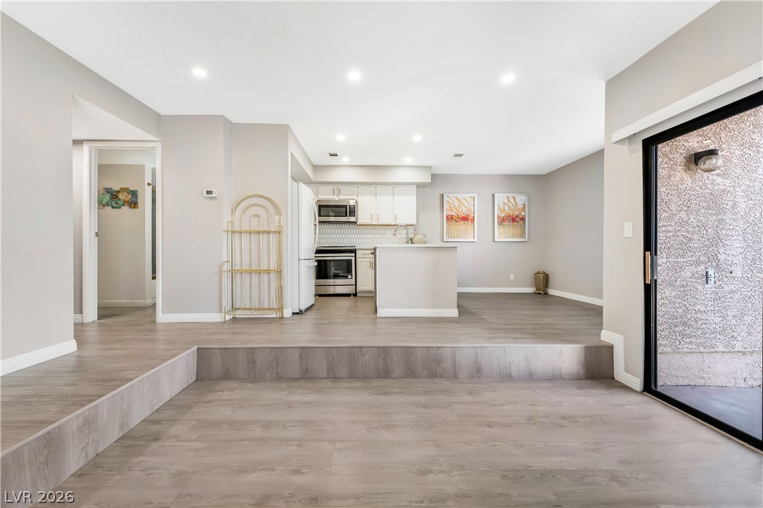 4425 Woodpine Drive 106