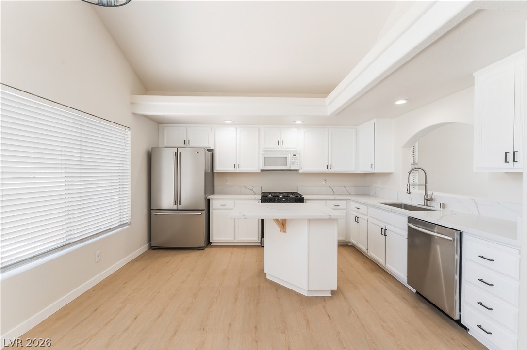 8872 Chapman Point