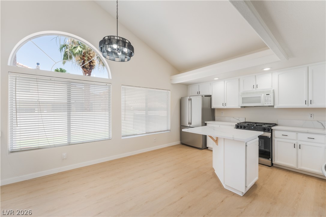 8872 Chapman Point