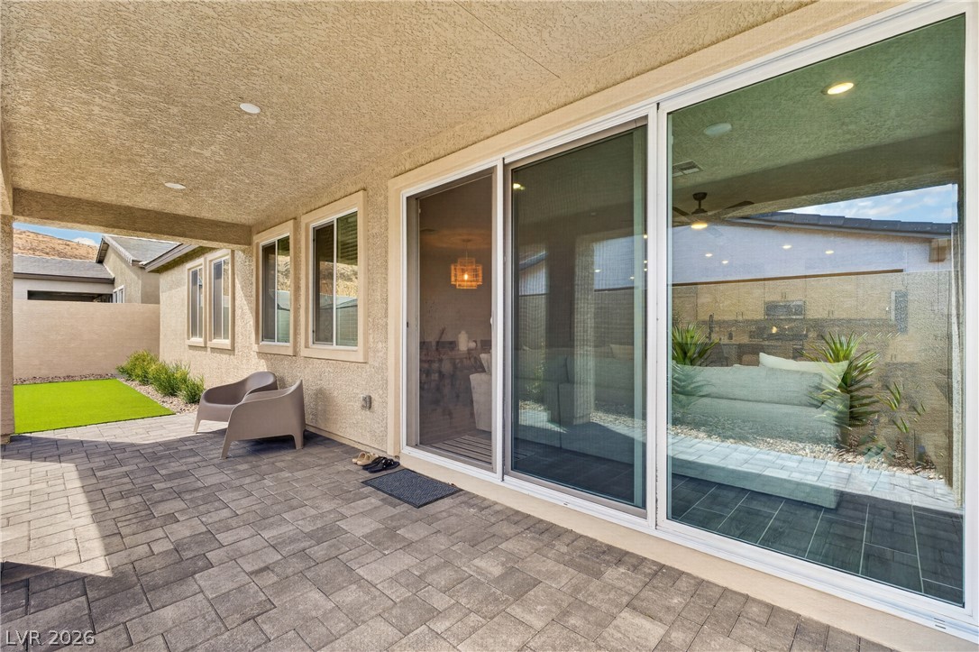 9647 Mirage Foothills Avenue
