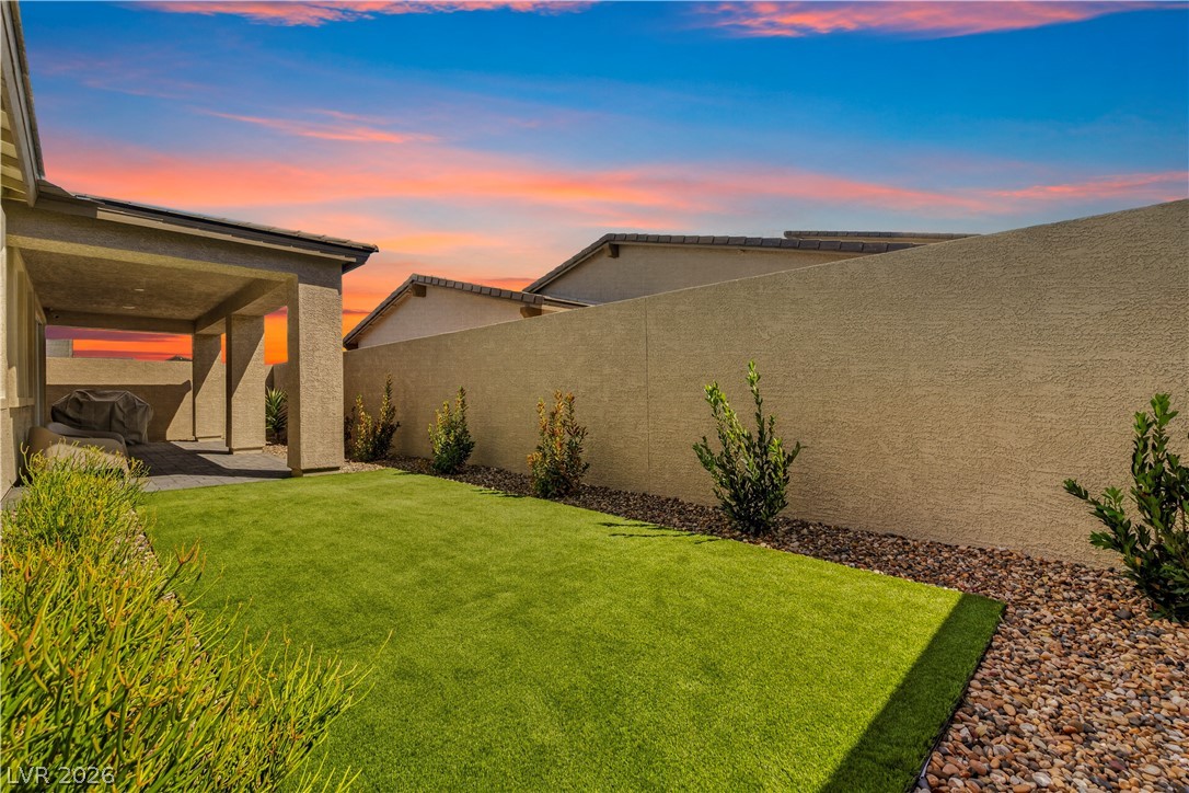 9647 Mirage Foothills Avenue