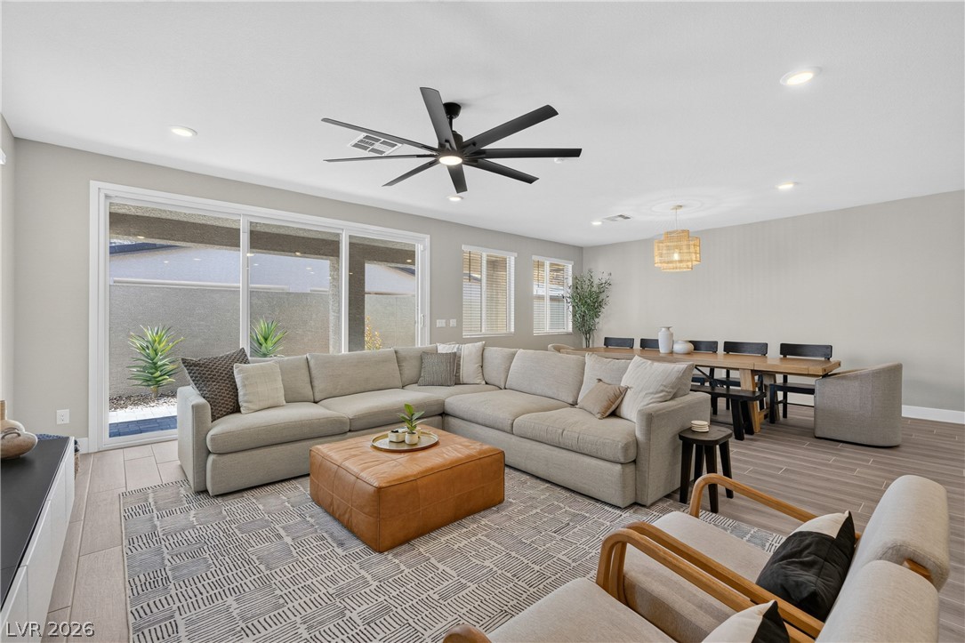 9647 Mirage Foothills Avenue