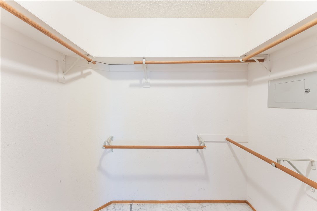 9109 Anchor Cove Court
